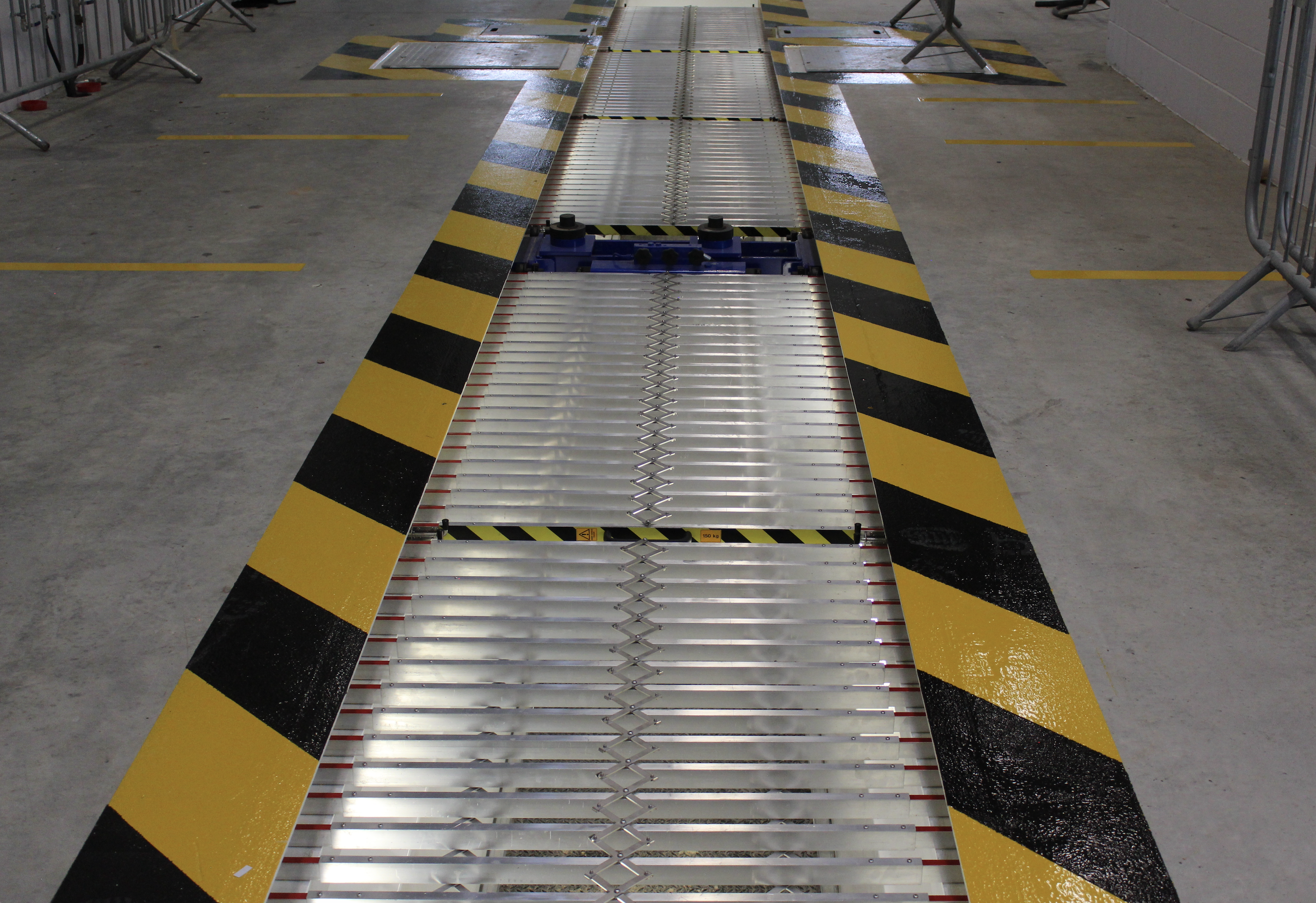 inspection pit cover in use